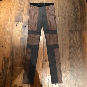 BCBG ‘Chase’ Legging